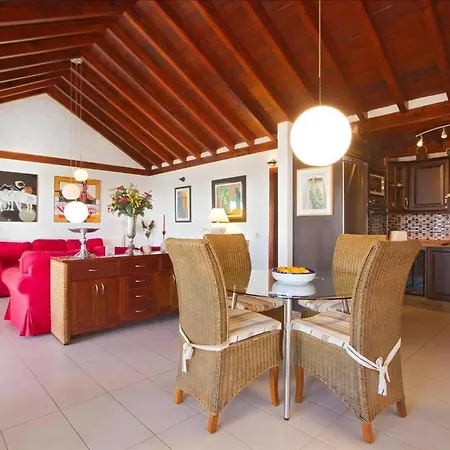 Dos Piedras Puerto Del Carmen Lanzarote Villa *