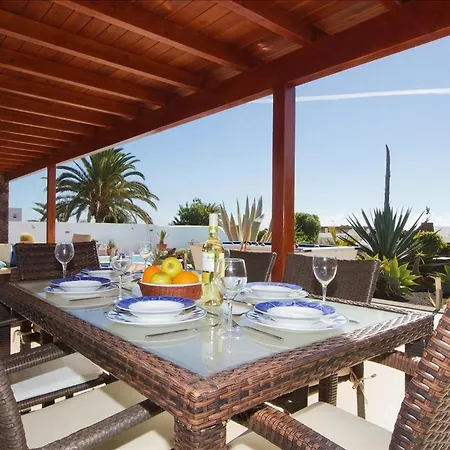 Villa Dos Piedras Puerto Del Carmen Lanzarote *