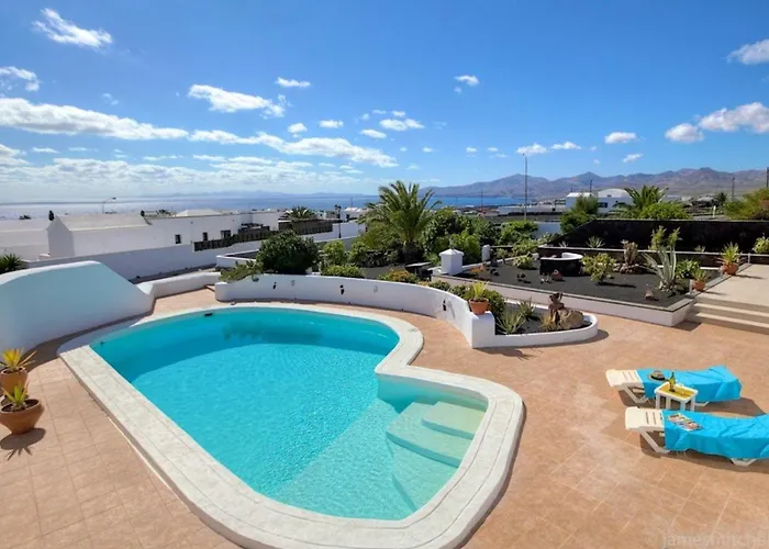 Brilliant Puerto Del Carmen Dos Piedras 4 Bedrooms Private Pool *