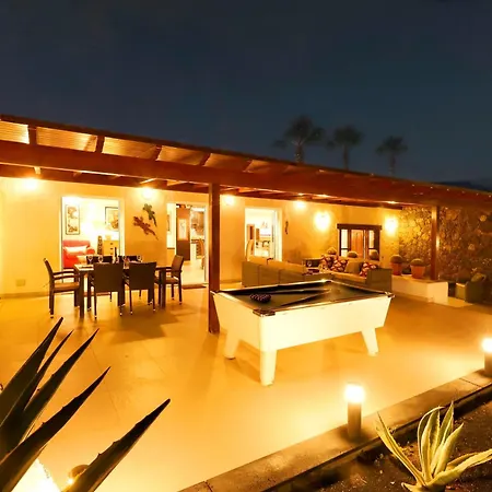 Brilliant Puerto Del Carmen Dos Piedras 4 Bedrooms Private Pool Rustic Styled Interior *