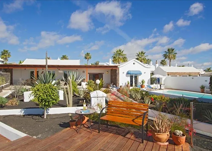 Brilliant Puerto Del Carmen Dos Piedras 4 Bedrooms Private Pool Villa Tías