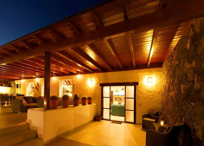 Brilliant Puerto Del Carmen Dos Piedras 4 Bedrooms Private Pool * Tías